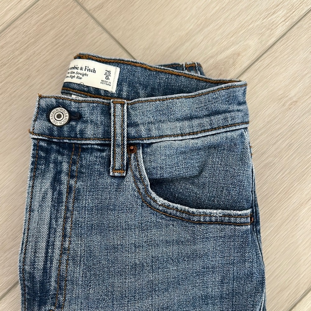 Abercrombie & Fitch Blue CURVE LOVE Denim Jeans